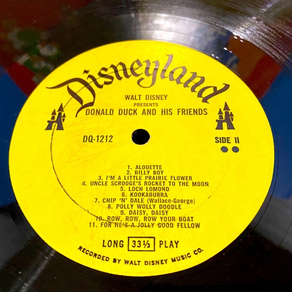 WALT DISNEY’S DONALD DUCK AND HIS FRiENDS 1963 DISNEYLAND VINYL RECORD DQ-1212 - Picture 3 of 15